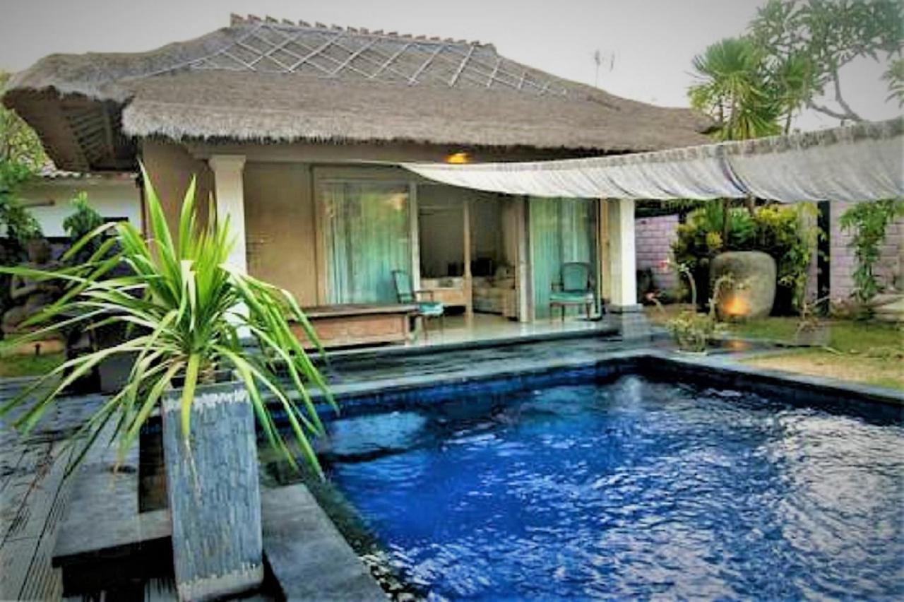 Bamboo Moon Villas Sanur Extérieur photo