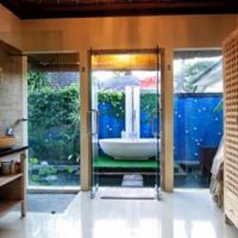 Bamboo Moon Villas Sanur Extérieur photo
