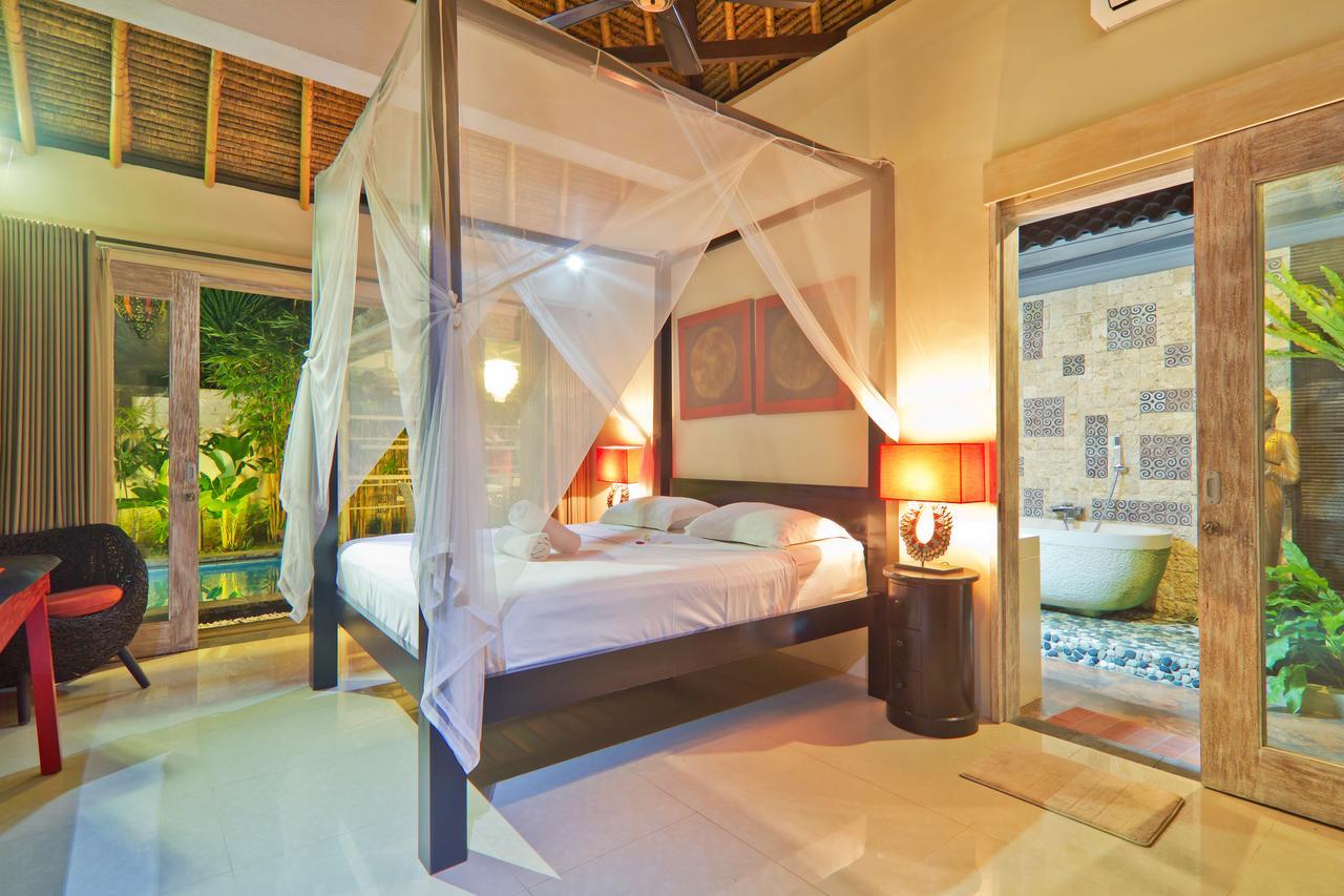 Bamboo Moon Villas Sanur Extérieur photo