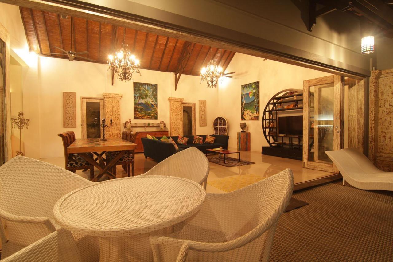 Bamboo Moon Villas Sanur Extérieur photo