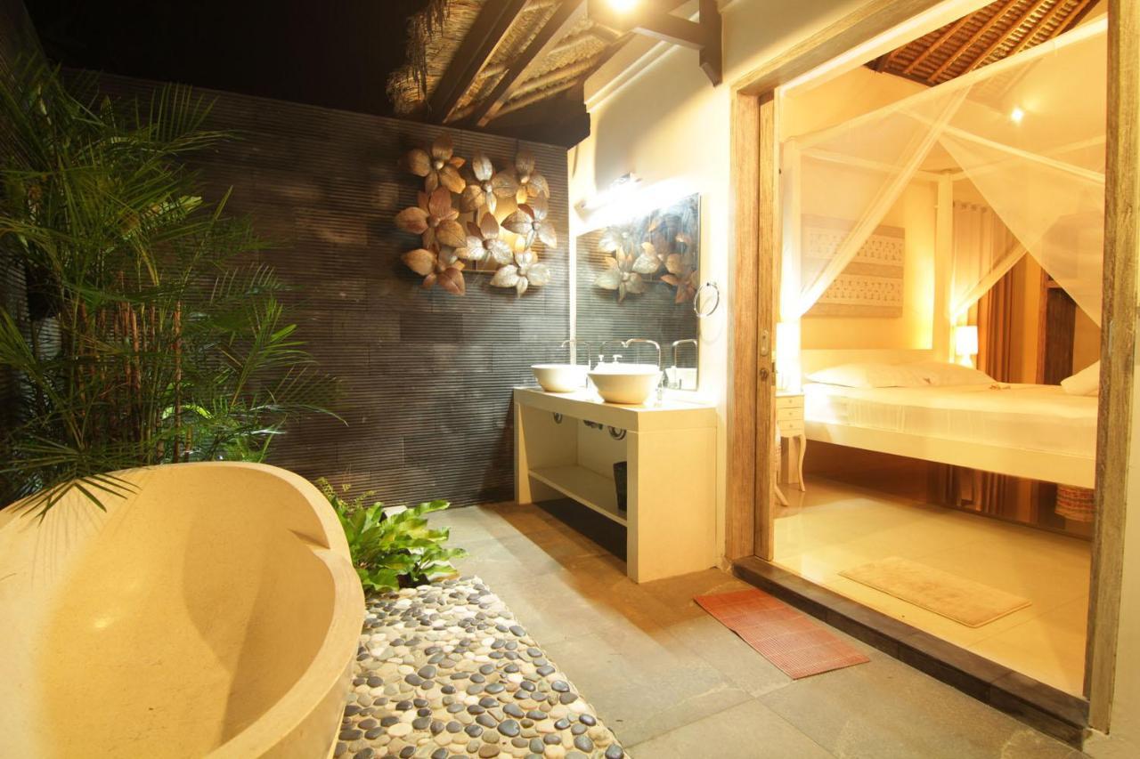 Bamboo Moon Villas Sanur Extérieur photo