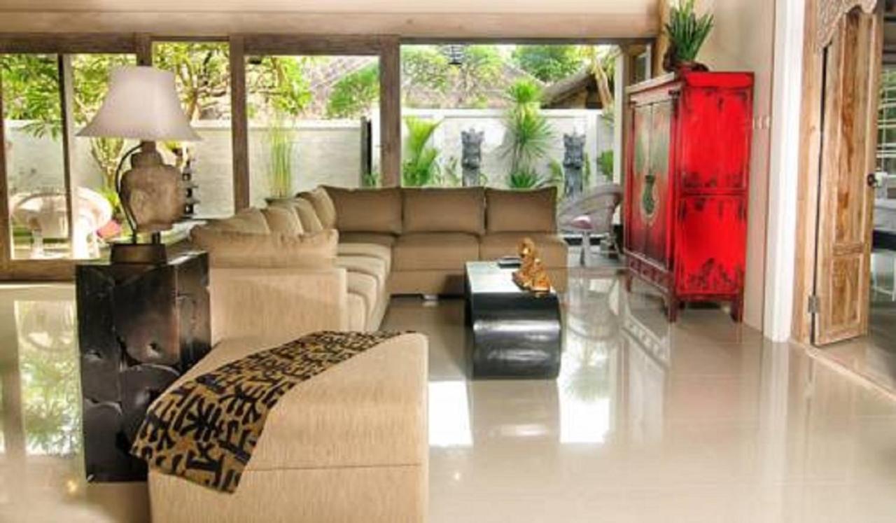 Bamboo Moon Villas Sanur Extérieur photo
