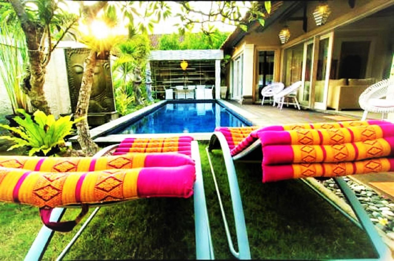 Bamboo Moon Villas Sanur Extérieur photo